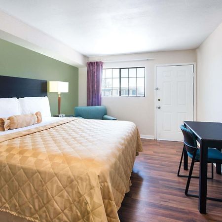 Executive Inn&Kitchenette Suites-Eagle Pass Exterior foto
