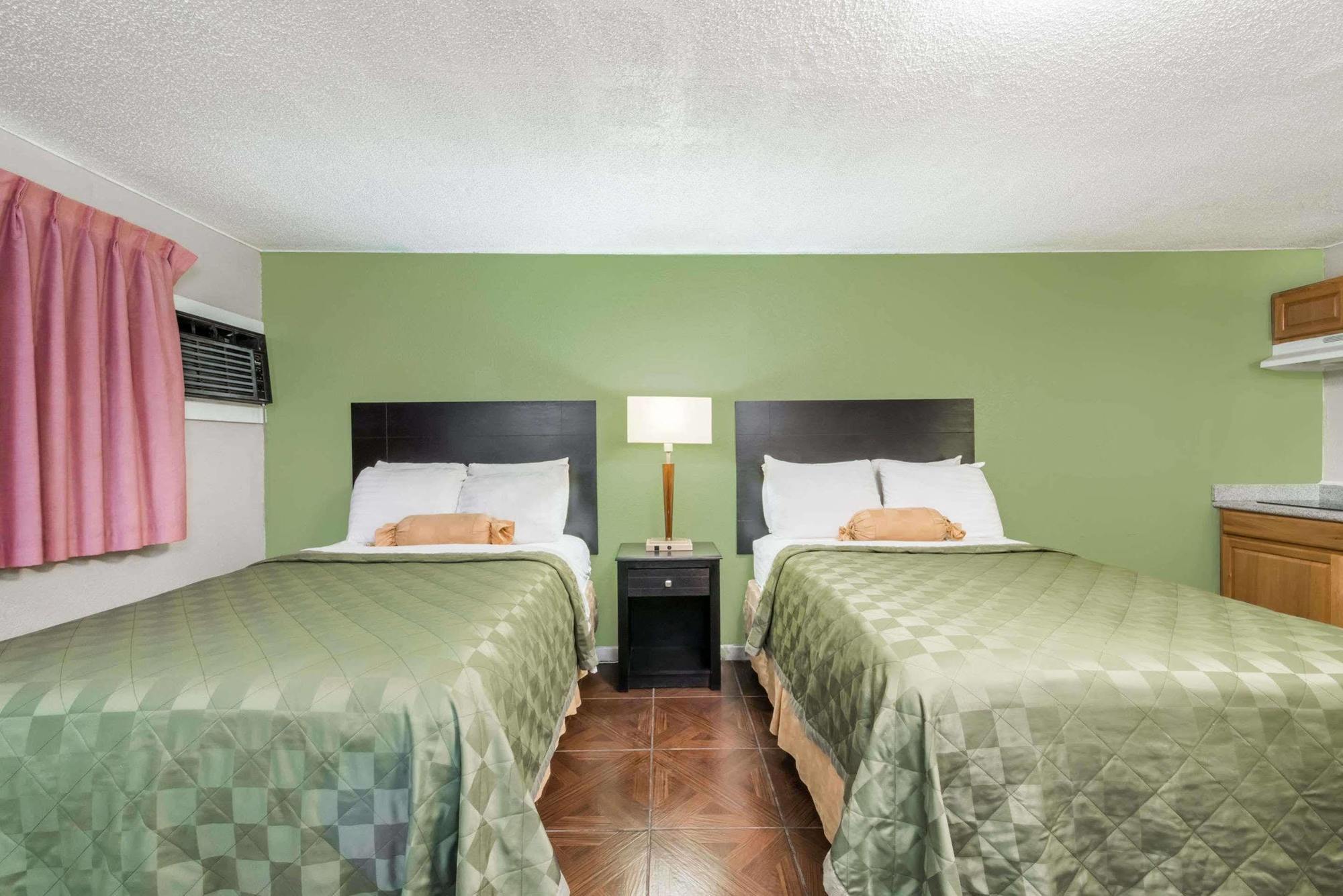 Executive Inn&Kitchenette Suites-Eagle Pass Exterior foto